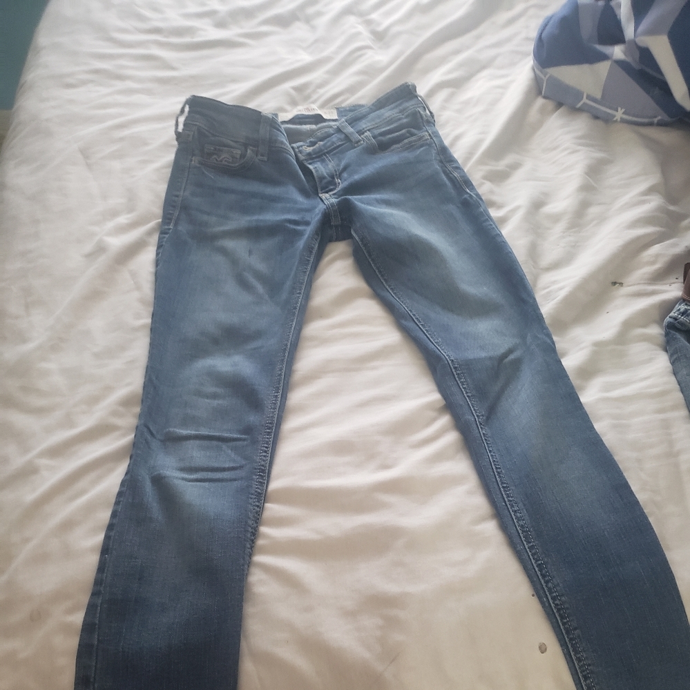 Hollister jeans